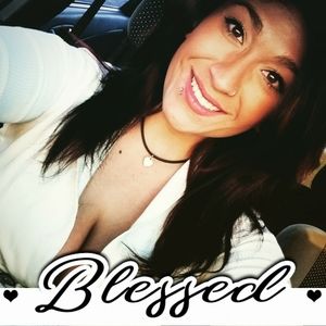 Meet your Posher, Candace